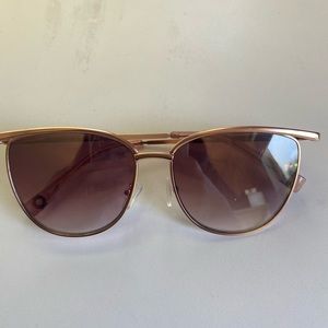 American eagle cat eye sunglasses - never worn